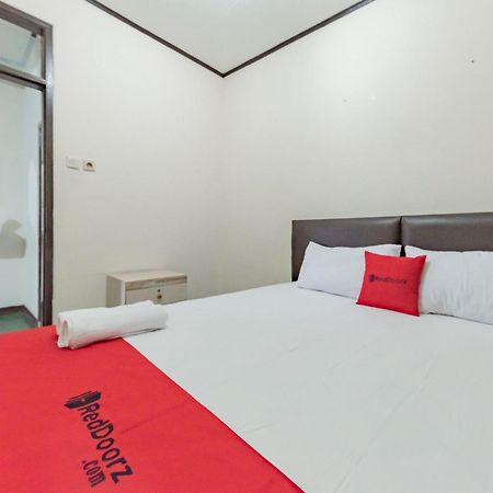 Hotel Reddoorz Near Cikole Lembang Exterior foto