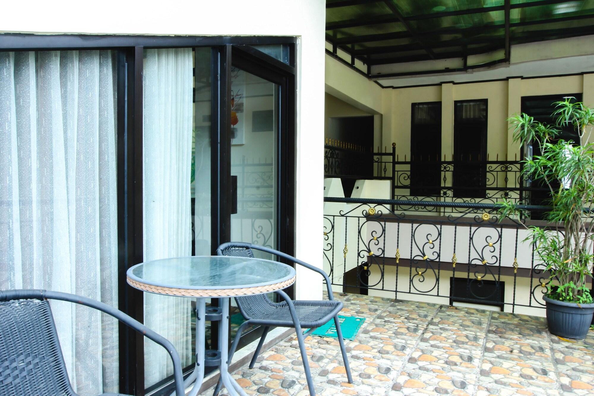 Hotel Reddoorz Near Cikole Lembang Exterior foto